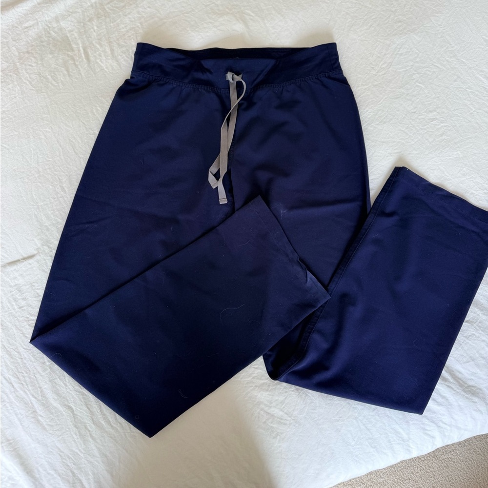 Figs Livingston scrub pants. XS. Navy Blue.